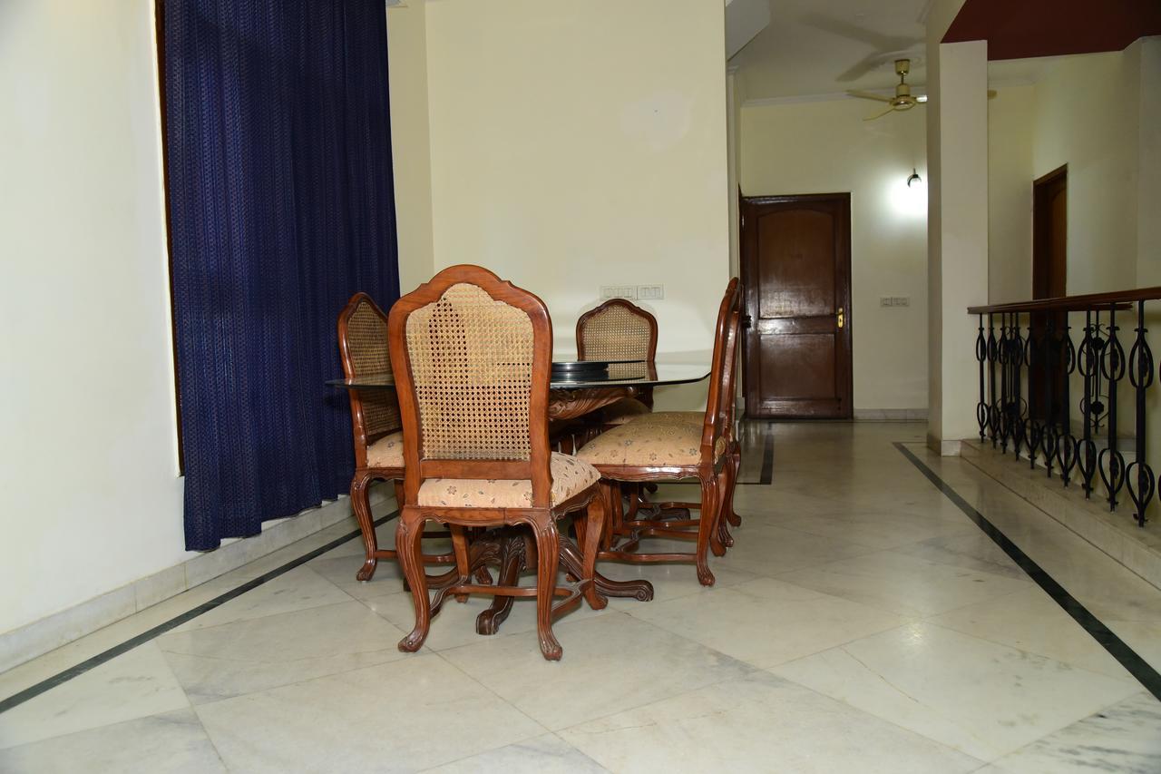 The Mayflower Hotel Gurgaon Exterior foto